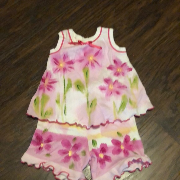 Worn once - Picture 1 of 3